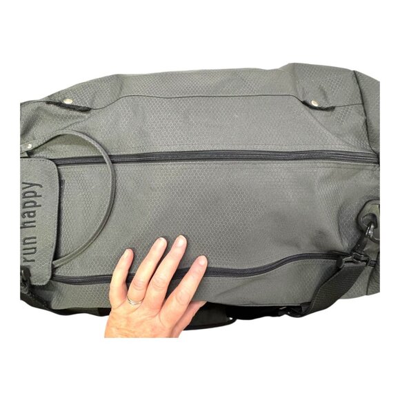 Vintage RARE Brooks Track Shack Grand Prix Running Run Happy 2004 Duffel Bag SEE - Picture 4 of 13